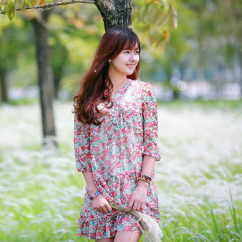 depth of field brunette smile dress asian model woman PFP