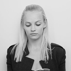 Download Model Ginta Lapina Woman PFP