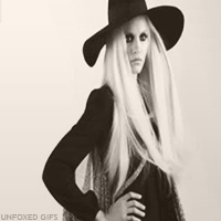 Download Model Ginta Lapina Woman PFP