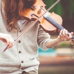 Download Violin Music PFP