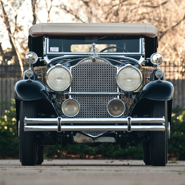 1930 Packard Deluxe Eight Sport Phaeton