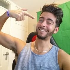 Download Man Razzbowski PFP