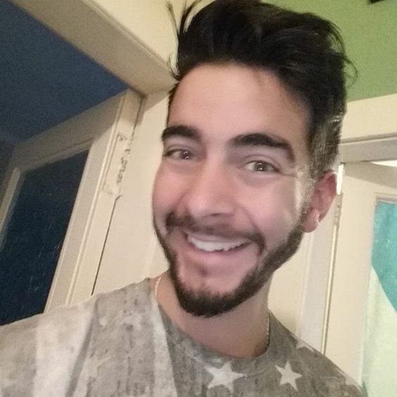 Download Man Razzbowski PFP