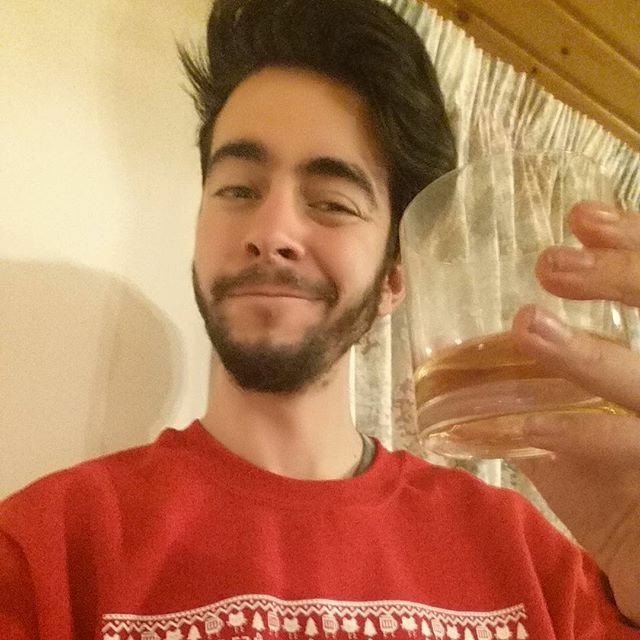 Download Man Razzbowski PFP