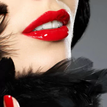 woman lips PFP