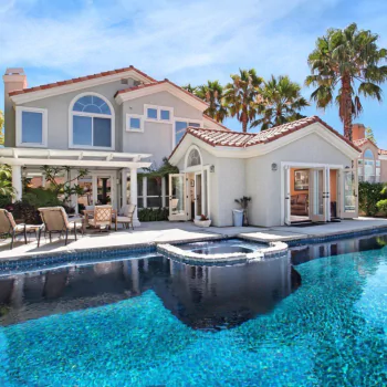 man made house PFP
