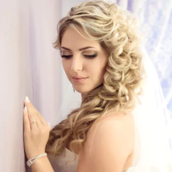 bride hair curl wedding dress woman PFP