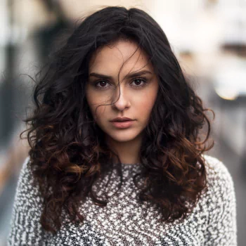 brown eyes brunette face depth of field model woman PFP