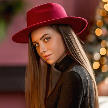 bokeh brunette hat model woman PFP