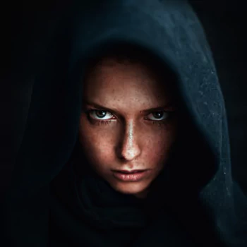 hood freckles face model woman PFP