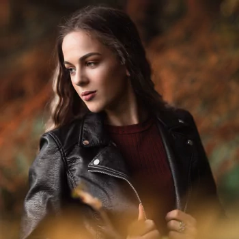 leather jacket brunette model woman PFP