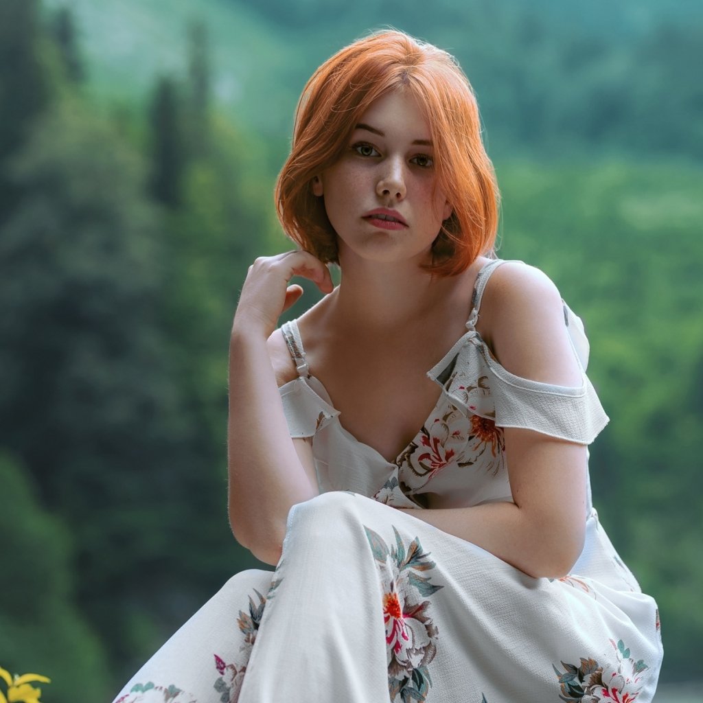 Download Redhead Model Woman PFP