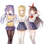 Profile avatar of Genshin Impact characters Keqing, Amber, and Lumine in school uniforms, posing together and smiling.