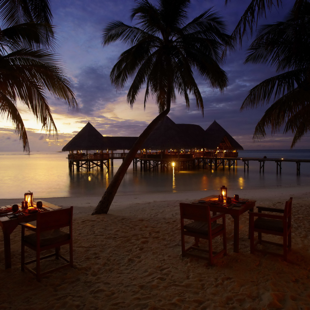 Dinner Dining in the Maldives