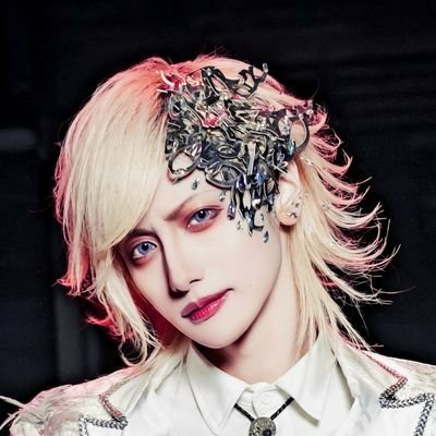 Download Ashmaze. PFP