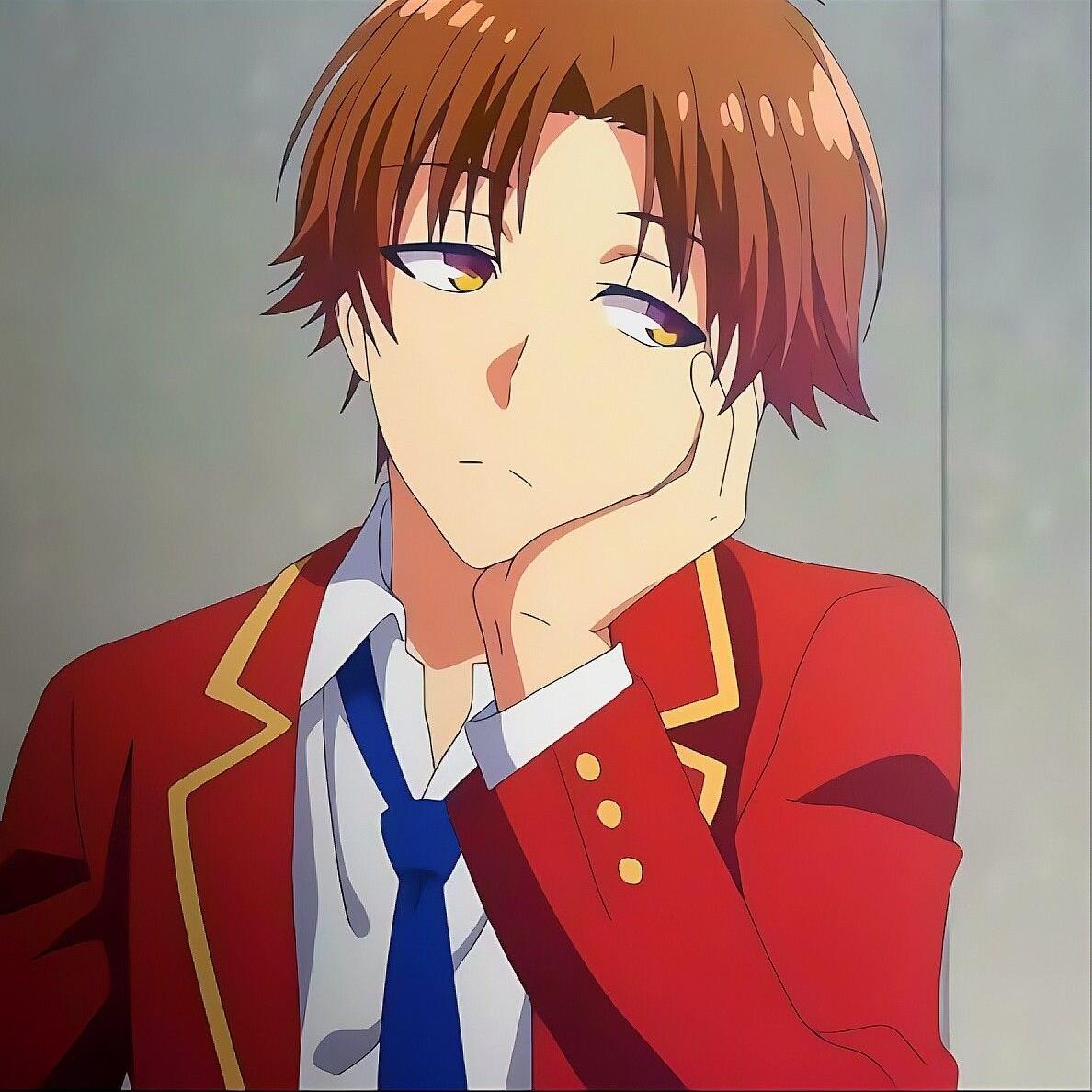 Forum avatar of Kiyotaka Ayanokōji (Classroom of the Elite): anime profile with bored expression, chin on hand, red school blazer and blue tie.