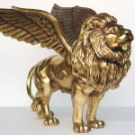  Lion Statue