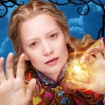 Alice Through the Looking Glass (2016) Pfp
