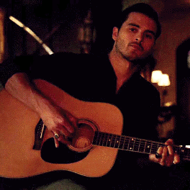 Download Guitar TV Show The Vampire Diaries PFP