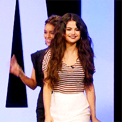 Download Music Selena Gomez PFP