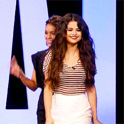 music Selena Gomez PFP