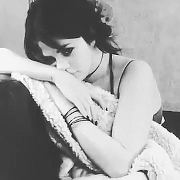 music Selena Gomez PFP
