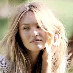 woman Candice Swanepoel PFP