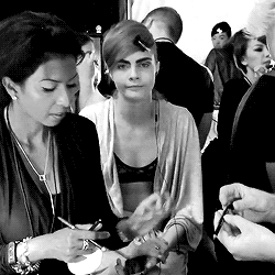 Download Cara Delevingne Celebrity PFP