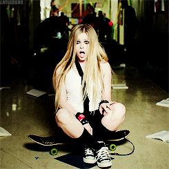 Download Music Avril Lavigne PFP