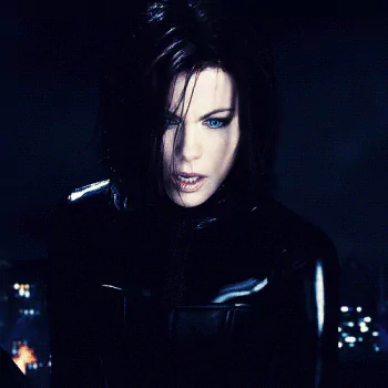 Selene (Underworld) Kate Beckinsale vampire movie Underworld PFP